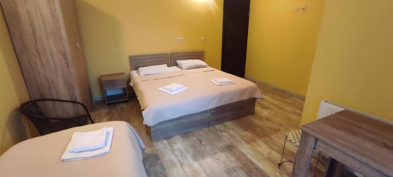Femily Hotel In Batumi Mareti Str 2 Luaran gambar