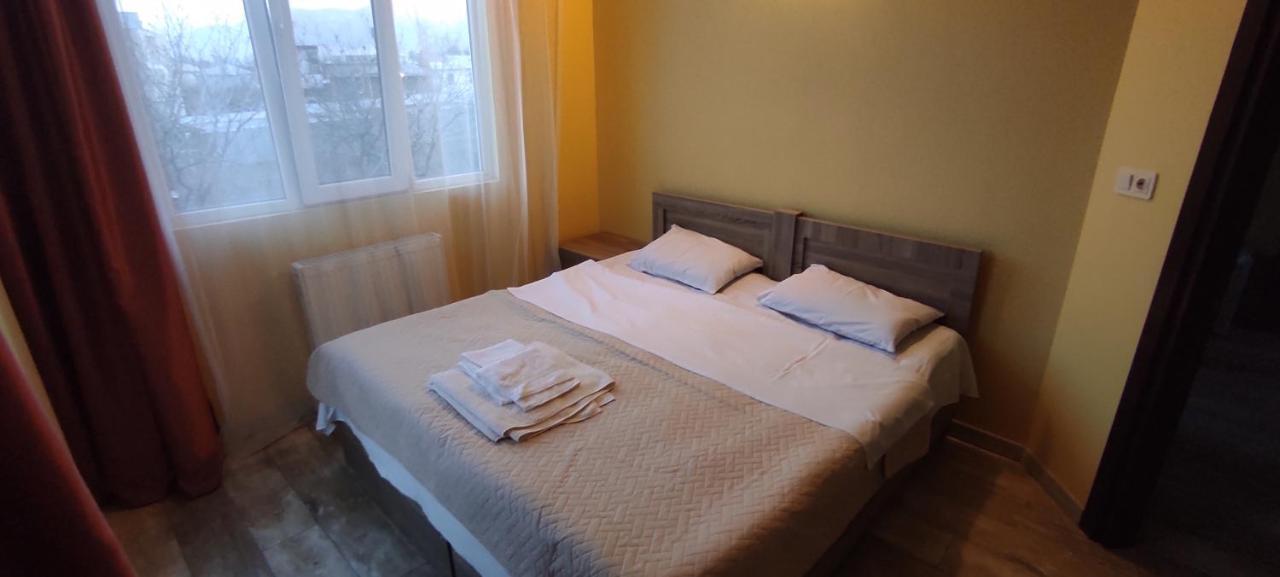 Femily Hotel In Batumi Mareti Str 2 Luaran gambar