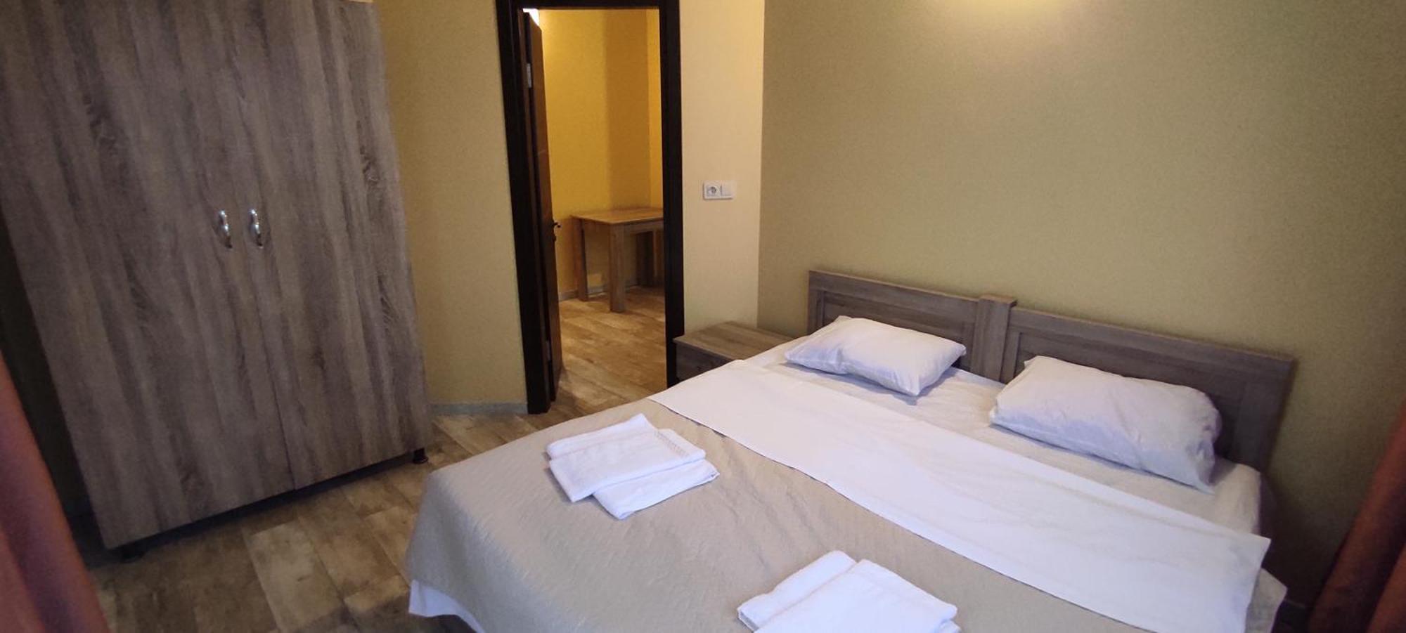 Femily Hotel In Batumi Mareti Str 2 Bilik gambar