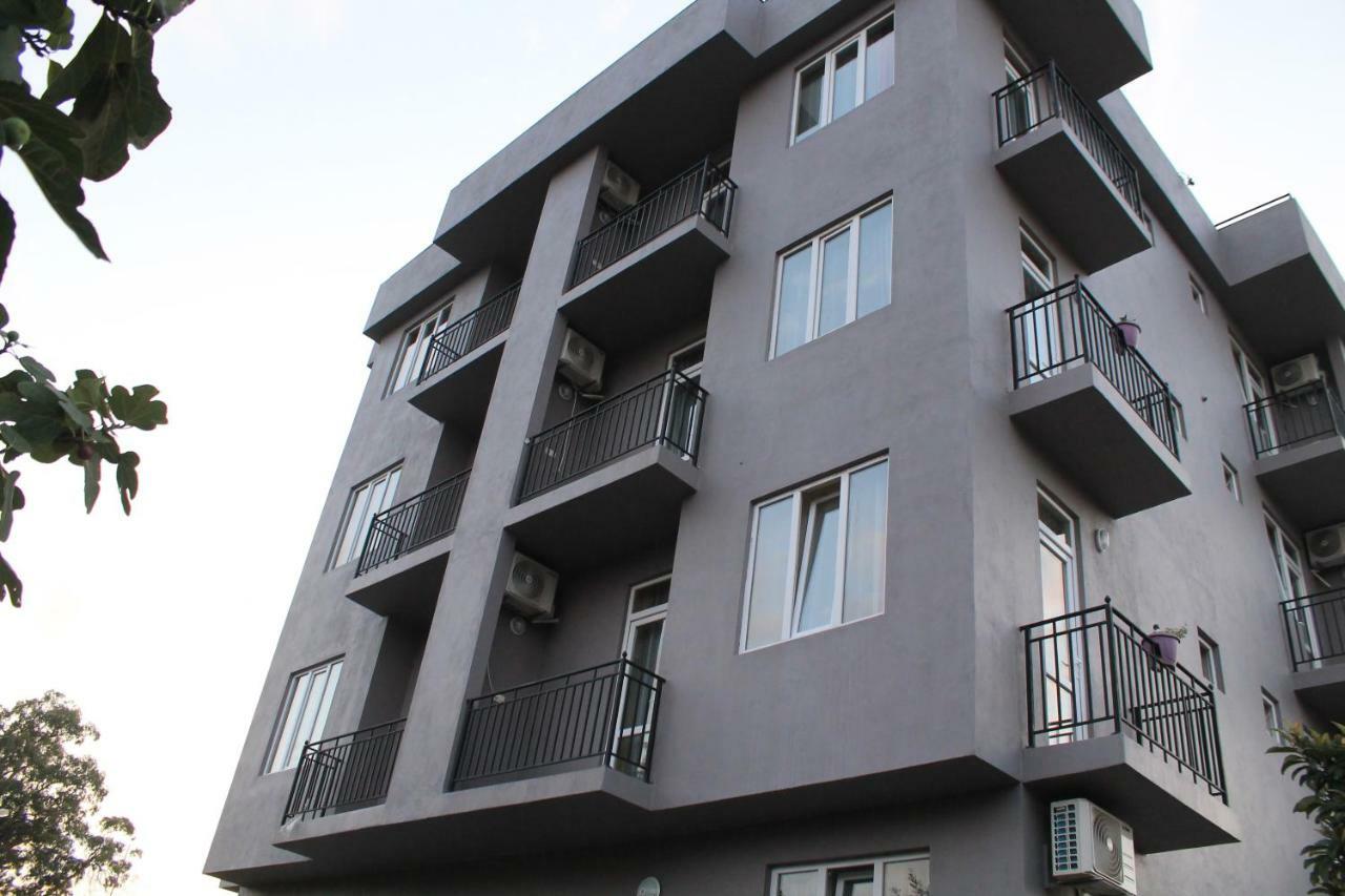 Femily Hotel In Batumi Mareti Str 2 Luaran gambar