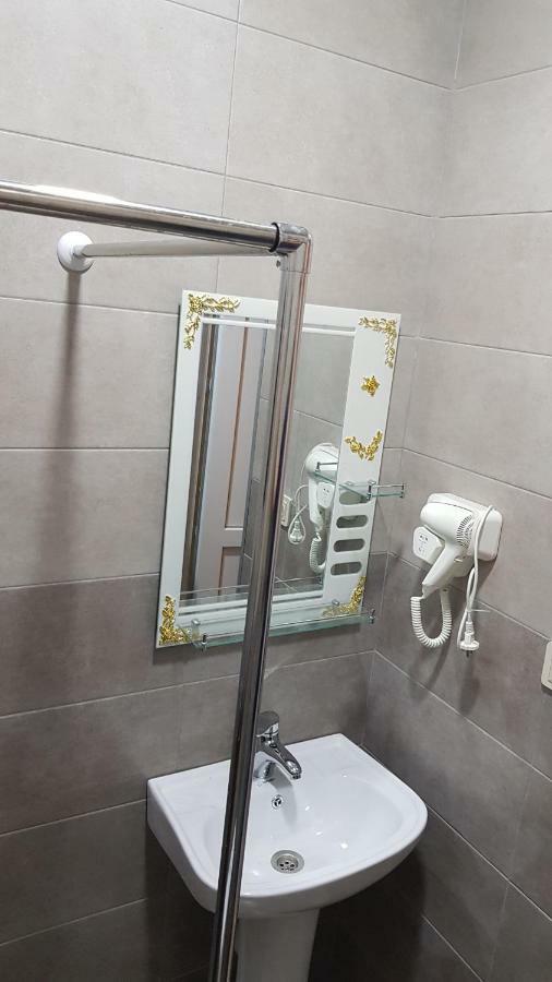 Femily Hotel In Batumi Mareti Str 2 Luaran gambar